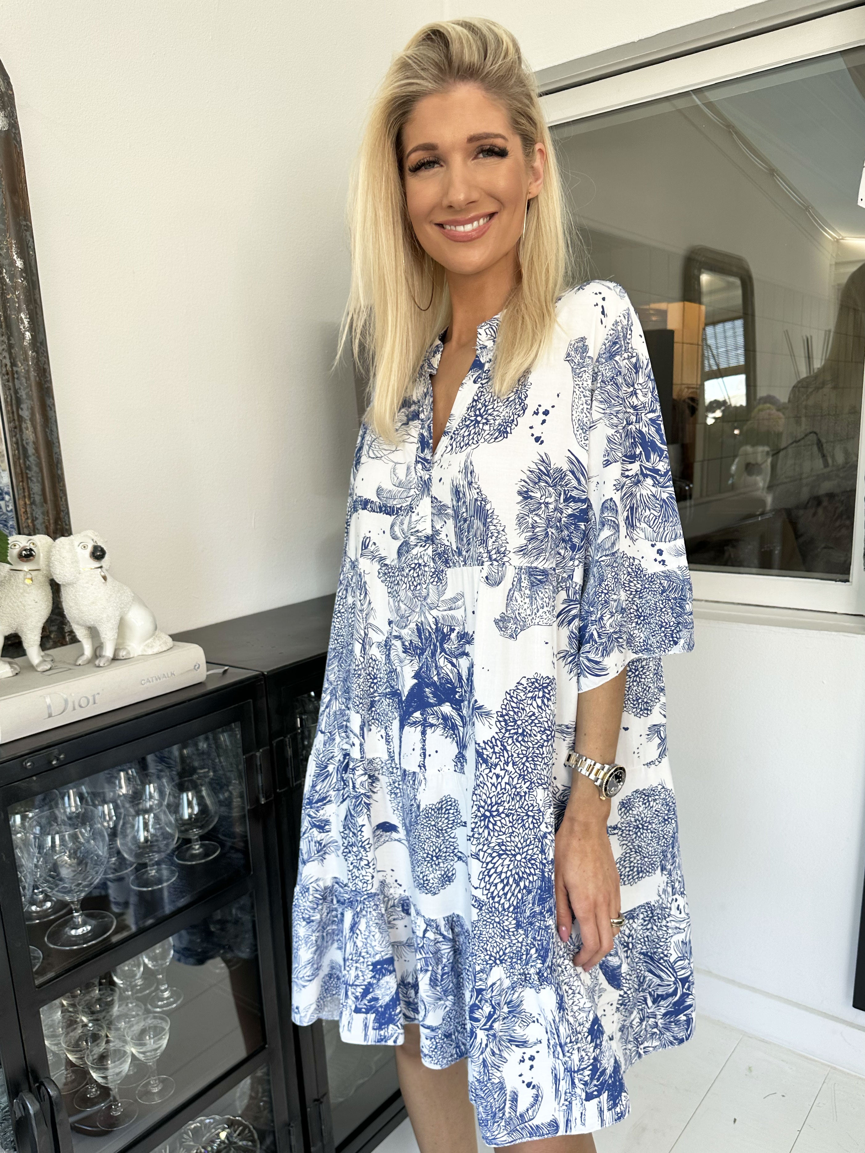 Abbie - Sød kjole med junglemotiv